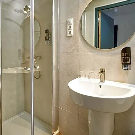 Hotel De Heren Valkenburg (South Holland)